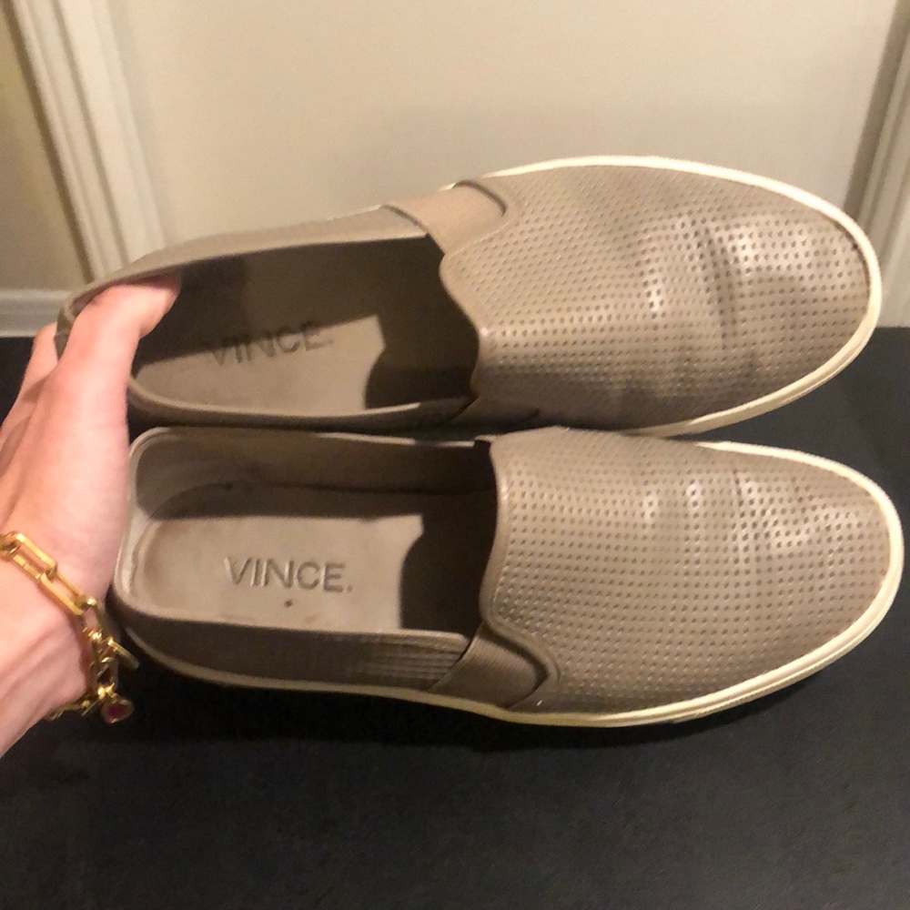 Vince Blair 5 slip-on sneaker.